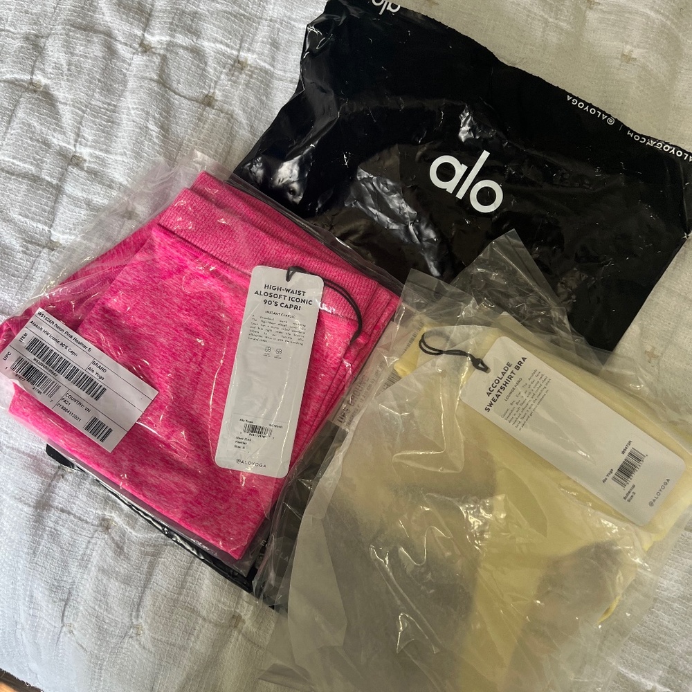 Alo sports bra and pants set NWT